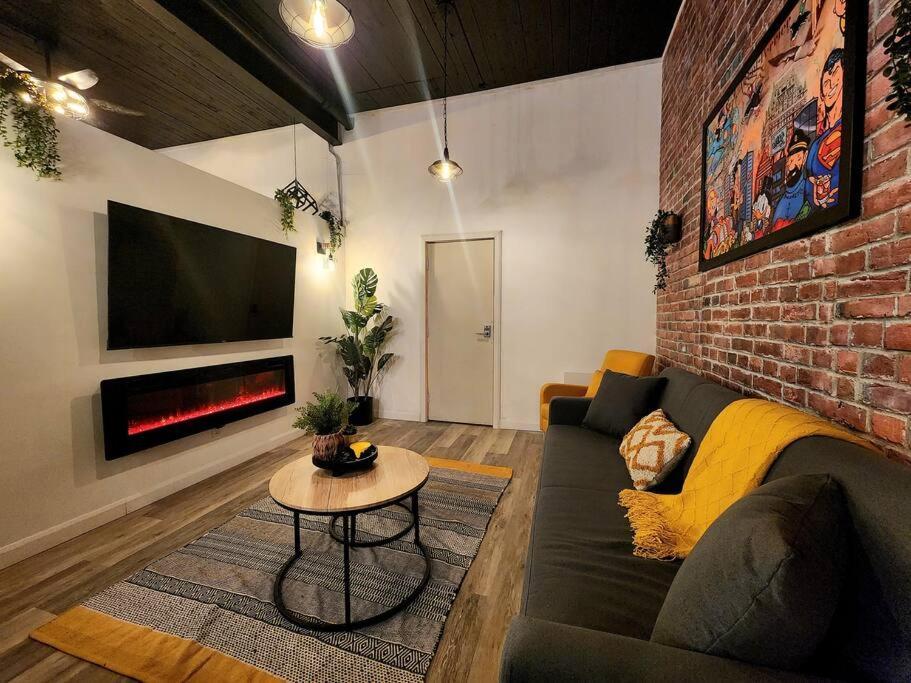 Loft Style Industriel-Centre-Ville+Parking Gratuit Québec Værelse billede